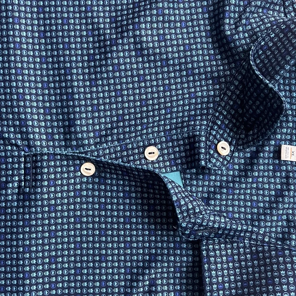 Peter Millar Summer Comfort Mens Size  XL Golf Polo Blue All Over Print Crowns - Picture 7 of 11